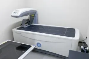 朋クリニック DEXA骨密度検査装置